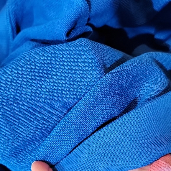 NWT Men's size 4XL Puma hoodie - Picture 4 of 4